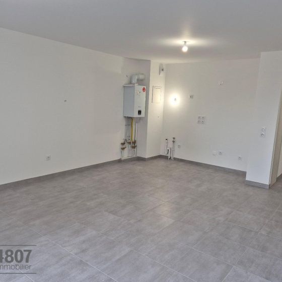 Appartement T2 à louer à Thonon Les Bains - Photo 1