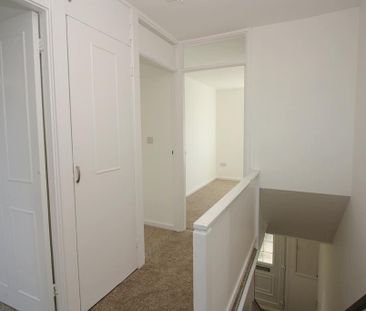 3 bedroom terraced house to rent - Photo 6