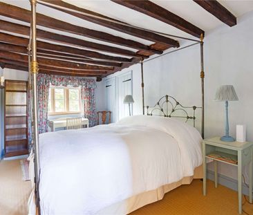 Charming three bedroom cottage - Photo 6