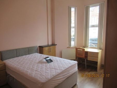 128 Agincourt Avenue, Belfast, BT7 1QD - Photo 4