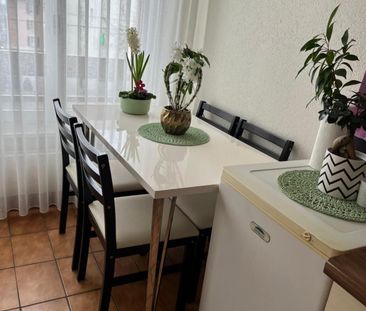 2-room apartment on the 2nd floor of a building in Lausanne - Photo 4