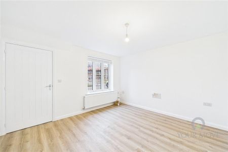 3 bedroom semi-detached house to rent - Photo 3