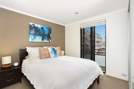 Level 1, 1/26-34 McElhone Street, Woolloomooloo NSW 2011 - Apartment For Rent | Domain - Photo 2