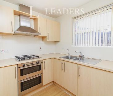 2 bedroom flat to rent - Photo 6