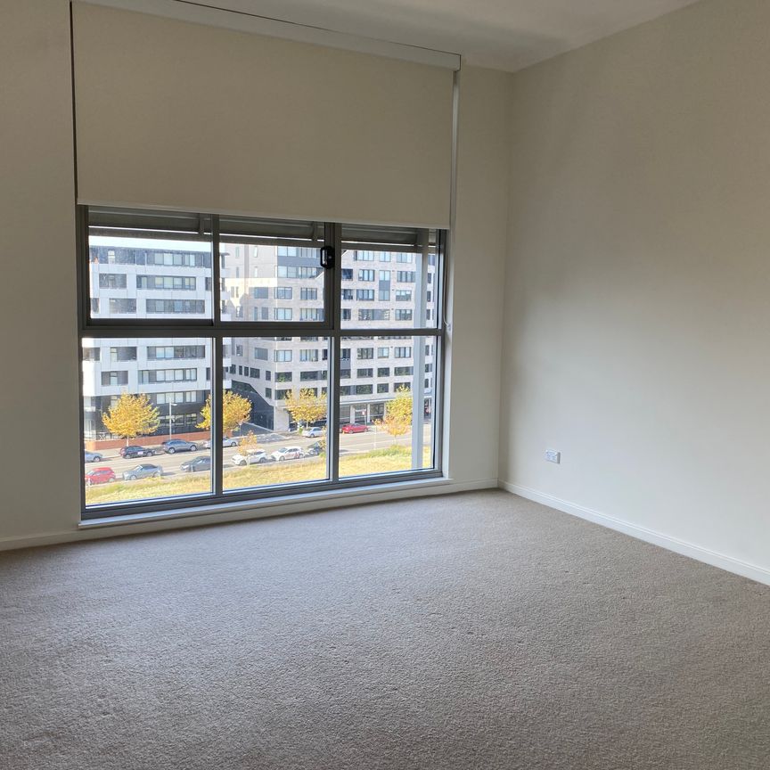 Modern two bedroom unit 5th floor - Photo 1