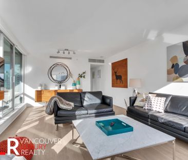 Condo in Downtown Vancouver, BC - Photo 2