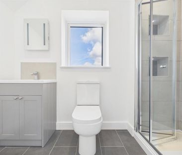 4 bedroom semi-detached house to rent - Photo 1