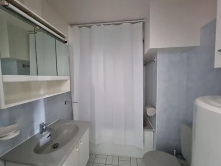 Location Appartement 1 pièce 23m² ROUEN 76000 - Photo 4