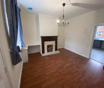 2 bedroom House To Let - Photo 2