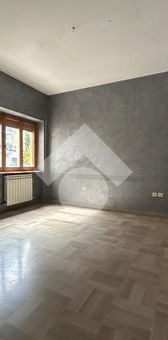 5 locali in affitto - Photo 1