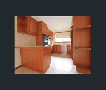 Family Home - Photo 3