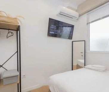 Carrer de lArquitecte Alfaro, Valencia, Valencian Community 46011 - Photo 1