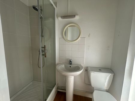 Location Appartement 2 pièces 29m² - Photo 3