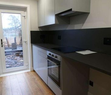 Lochlibo Court, Dreghorn, KA11 - Photo 5