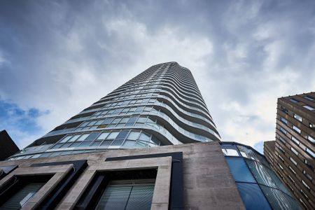 For Lease - 88 Cumberland Street Unit# 805, Toronto, Ontario - Photo 2