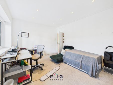 2 bedroom flat to rent - Photo 4