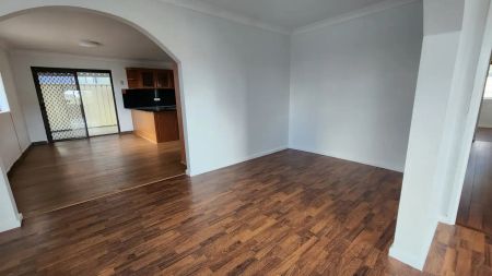 Charming Family Home in a Quiet Location - Photo 3