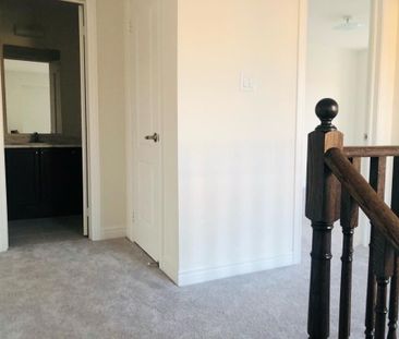 For Lease - 106 Lanark Circle, Brampton, Ontario - Photo 1