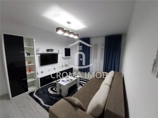 CromaImob Inchiriere apartament 3 camere, zona Republicii - Photo 1