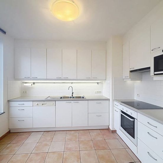 Appartement te huur - Photo 1
