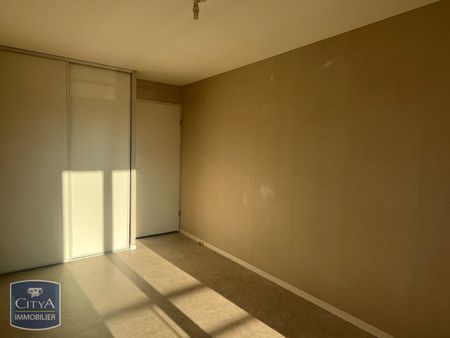 Location Appartement 3 pièces 70m² EPERNAY 51200 - Photo 3
