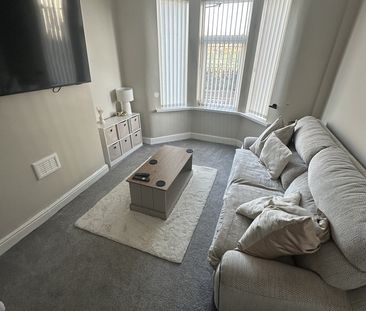 3 Bed Terraced House, Ashley Street, CH42 - Photo 2