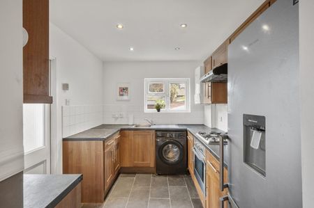 4 bedroom house to rent - Photo 4