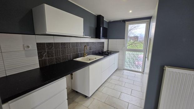 Location / Maison T5 - Photo 1