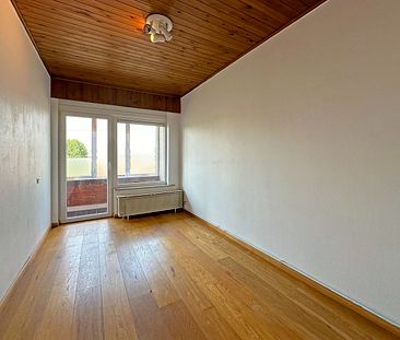 Appartement op zeer goede en rustige locatie te Wijnegem! - Photo 2