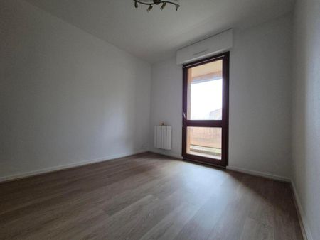 Location Appartement 4 pièces 82m² PONT DE VEYLE 01290 - Photo 3