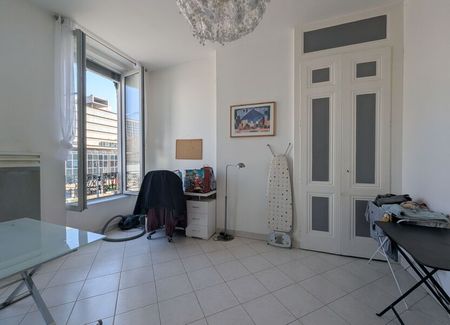 Appartement à louer 2 pièces • 35,65 m2 Lyon 3 - Photo 2
