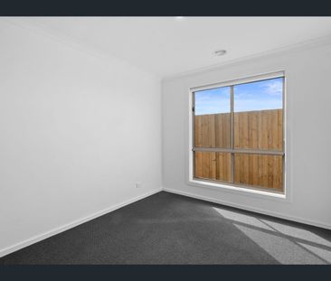 20 Kardak Street, Tarneit, Vic 3029 - Photo 3
