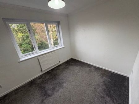 Widey Court, Plymouth, PL6 - Photo 2