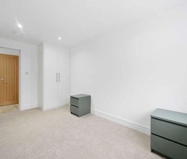 Boxtree Road, Harrow, HA3 - Photo 2