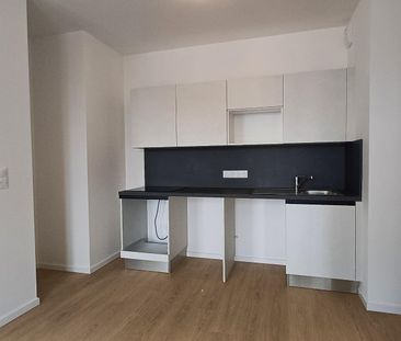 location Appartement T2 DE 47.6m² À NANTES - Photo 2