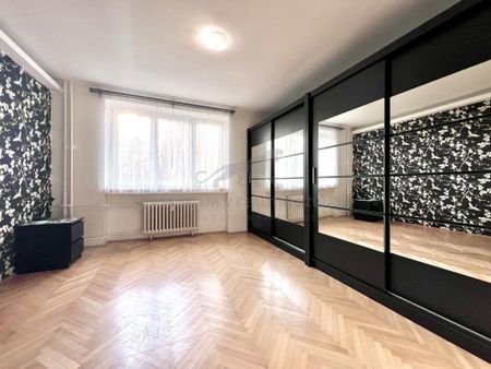Pronájem bytu 2+1 56 m2 - Fotografie 3