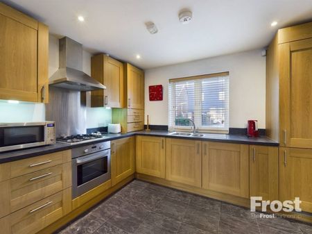 Wapshott Road, Staines-upon-Thames, Surrey,TW18 - Photo 5