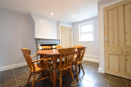 2 bedroom terraced house to rent - Photo 3