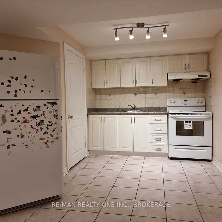 For Lease - 1 Softneedle Avenue Unit# Bsmt, Brampton, Ontario - Photo 1