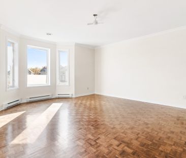 Rue Mercure, H7X 3S8, Laval - Photo 1