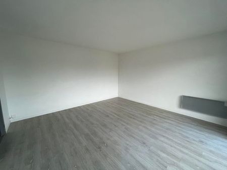 Location Appartement 1 pièce 34m² AUXERRE 89000 - Photo 2