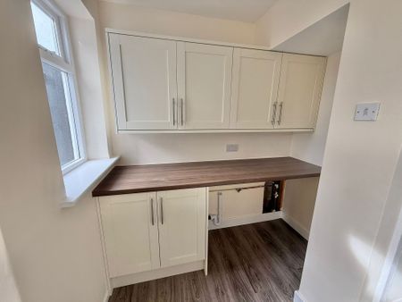 2 bed terraced house to rent in Botanic Road, Southport, PR9 - Photo 4