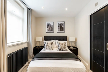 2 bedroom mews to rent - Photo 5