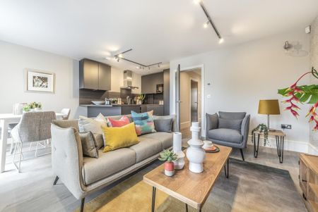 2 bedroom flat to rent - Photo 2