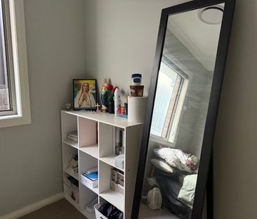 4-bedroom shared house, Pastureland St - Photo 2