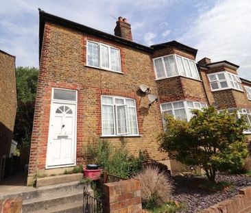 Kings Chase, Brentwood, Property for rent - Photo 3