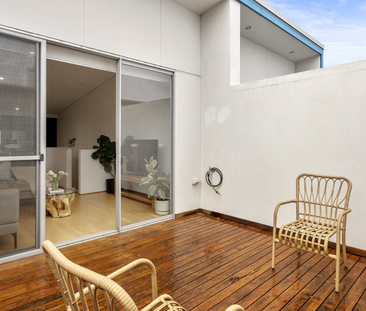 Unit 6, 18 Park Road, Crawley, WA - Photo 2
