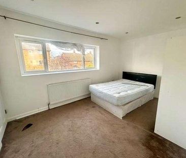 Elizabethan Way, Staines-upon-thames, TW19 - Photo 3