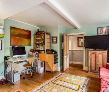 4 bedroom detached house to rent - Photo 3