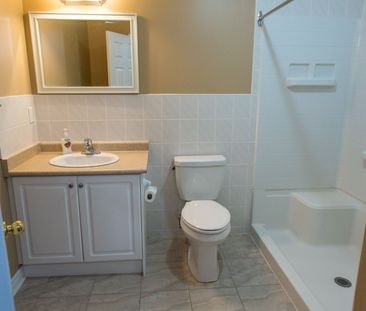 For Lease - 72 Forest Avenue, Wasaga Beach, Ontario - Photo 6